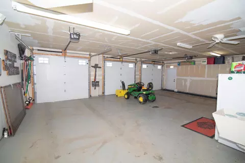 8201 Burr Oak Loop, Bismarck, ND 58501 photo 58