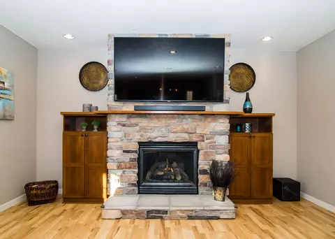 8201 Burr Oak Loop, Bismarck, ND 58501 photo 18