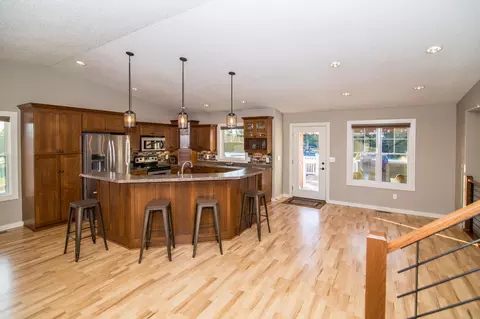 8201 Burr Oak Loop, Bismarck, ND 58501 photo 7