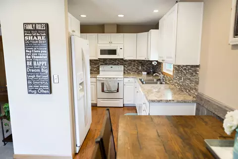 120 Sturgis Loop, Lincoln, ND 58504 photo 6