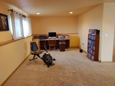 7730 Spruce Pl, Bismarck, ND 58504 photo 21