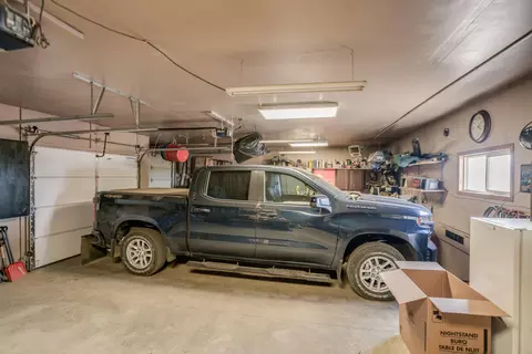 7730 Spruce Pl, Bismarck, ND 58504 photo 25
