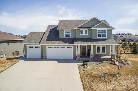 1421 Eagles View Ln, Bismarck, ND 58503 photo 1