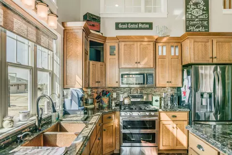 1421 Eagles View Ln, Bismarck, ND 58503 photo 14