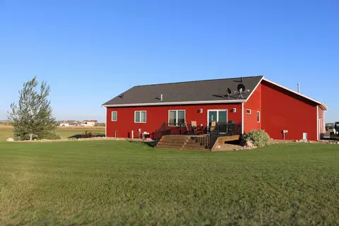 3235 James Dr N, Mandan, ND 58554 photo 10