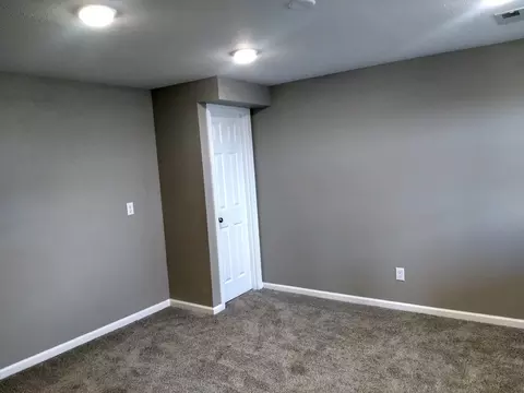 237 7th St E, Dickinson, ND 58601 photo 23