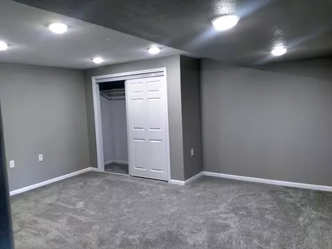 237 7th St E, Dickinson, ND 58601 photo 20