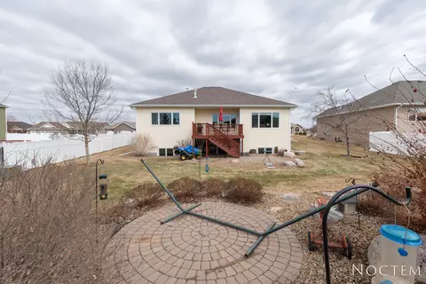 1223 Eagles View Ln, Bismarck, ND 58503 photo 31