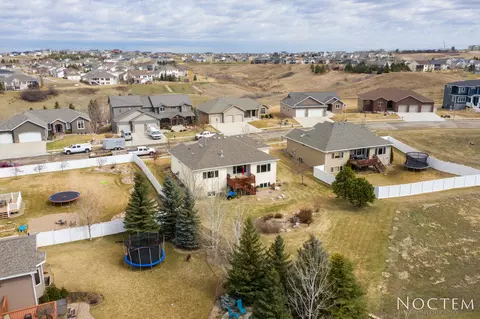 1223 Eagles View Ln, Bismarck, ND 58503 photo 38