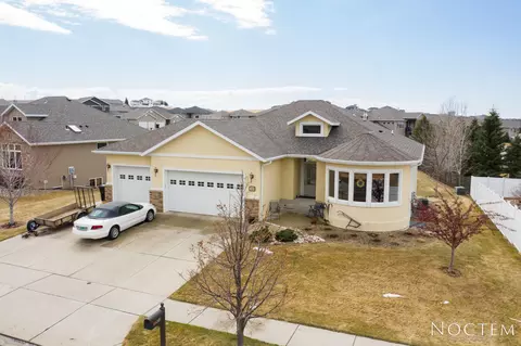 1223 Eagles View Ln, Bismarck, ND 58503 photo 1