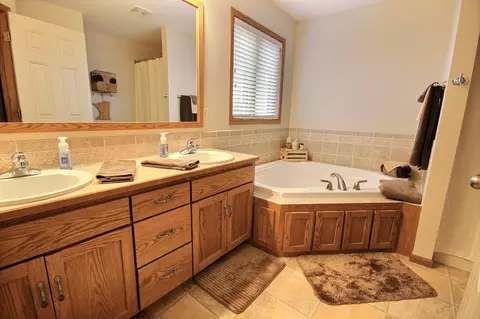 3006 Remuda Dr, Bismarck, ND 58503 photo 20