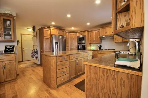 3006 Remuda Dr, Bismarck, ND 58503 photo 10