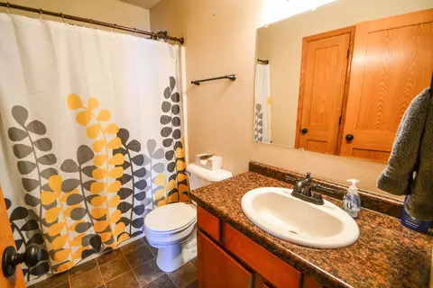 2209 La Corte Loop, Bismarck, ND 58503 photo 17