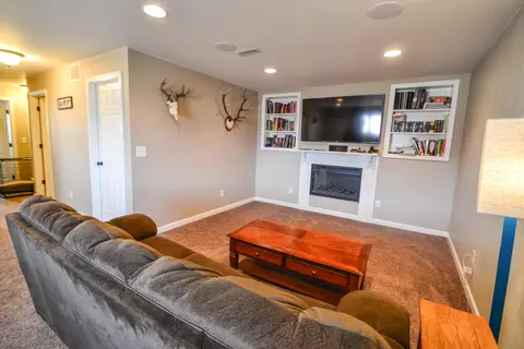 2209 La Corte Loop, Bismarck, ND 58503 photo 26