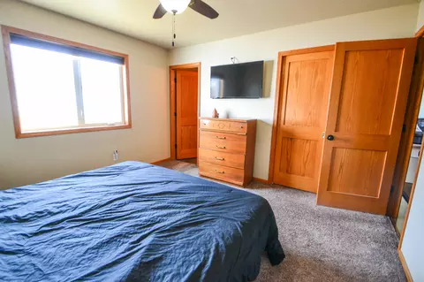 2209 La Corte Loop, Bismarck, ND 58503 photo 15