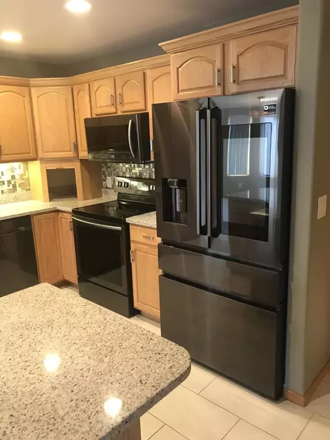 1005 Southport Loop, Bismarck, ND 58504 photo 9