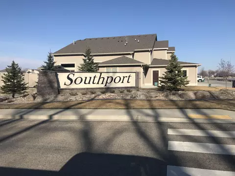 1005 Southport Loop, Bismarck, ND 58504 photo 1