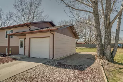 5 Stanley Dr, Lincoln, ND 58504 photo 31