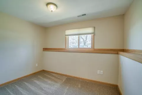 5 Stanley Dr, Lincoln, ND 58504 photo 24