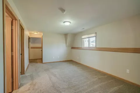 5 Stanley Dr, Lincoln, ND 58504 photo 16