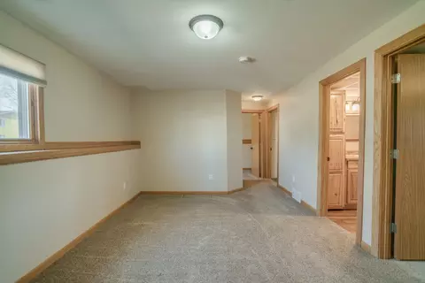 5 Stanley Dr, Lincoln, ND 58504 photo 17