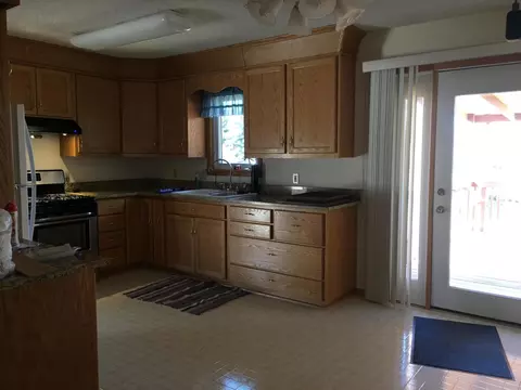 310 Main St, Stanton, ND 58571 photo 8