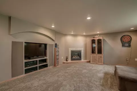 304 13th Ave NW, Mandan, ND 58554 photo 31