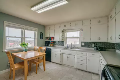 304 13th Ave NW, Mandan, ND 58554 photo 18