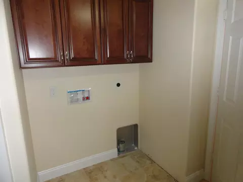 706 Lasalle Dr, Bismarck, ND 58503 photo 8