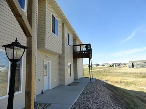706 Lasalle Dr, Bismarck, ND 58503 photo 1