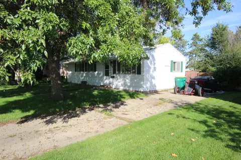 406 E Turnpike Ave, Bismarck, ND 58501 photo 25