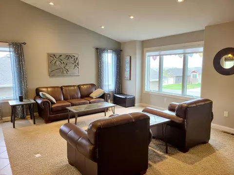 3629 Daytona Dr, Bismarck, ND 58503 photo 9