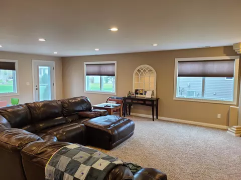 3629 Daytona Dr, Bismarck, ND 58503 photo 19