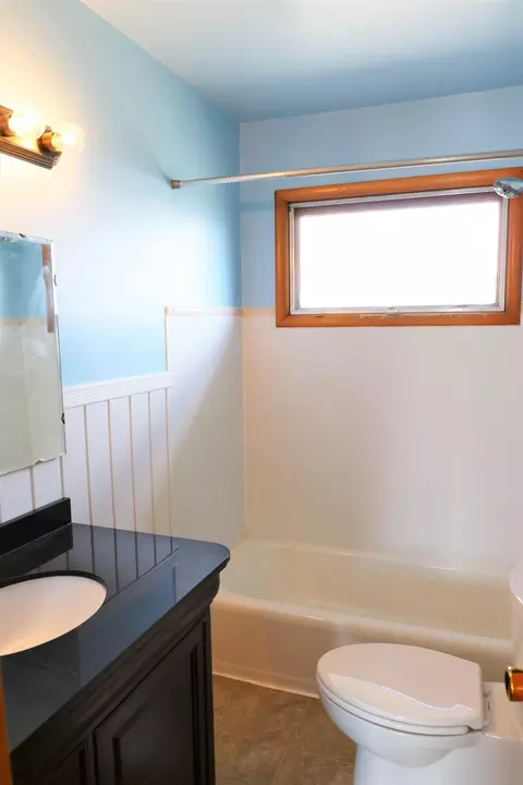 802 Tower Pl, Mandan, ND 58554 photo 11