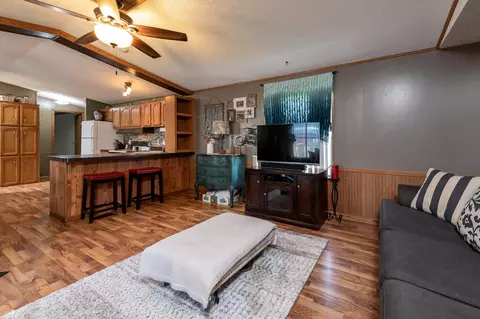 206 Deer St E, Mandan, ND 58554 photo 6