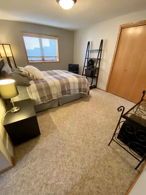 3313 Thunderbird Ln, Bismarck, ND 58503 photo 25