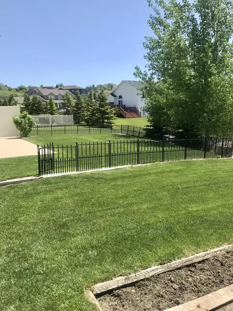 3313 Thunderbird Ln, Bismarck, ND 58503 photo 34