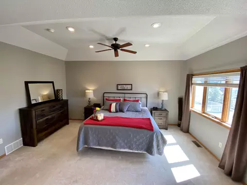 3313 Thunderbird Ln, Bismarck, ND 58503 photo 19