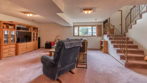 909 Central Ave, Bismarck, ND 58501 photo 12