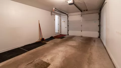 909 Central Ave, Bismarck, ND 58501 photo 25