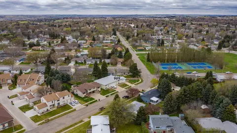 909 Central Ave, Bismarck, ND 58501 photo 31