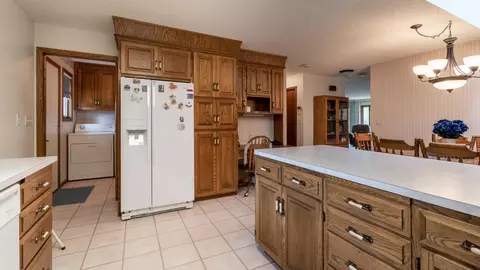 909 Central Ave, Bismarck, ND 58501 photo 8