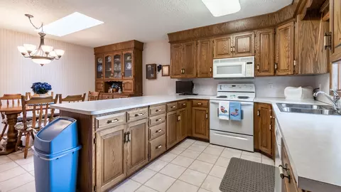 909 Central Ave, Bismarck, ND 58501 photo 7