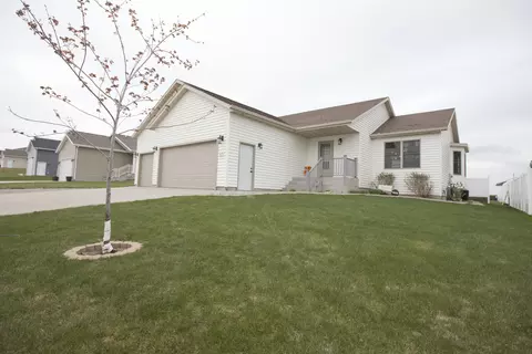 6375 Edgerly Ln, Lincoln, ND 58504 photo 31