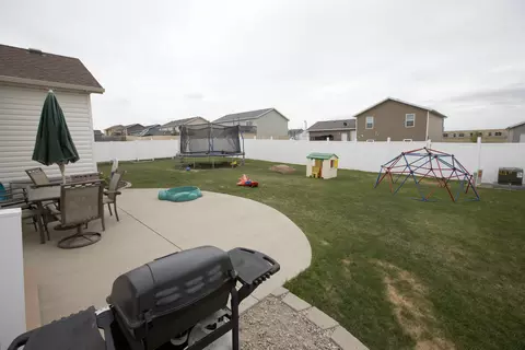 6375 Edgerly Ln, Lincoln, ND 58504 photo 27