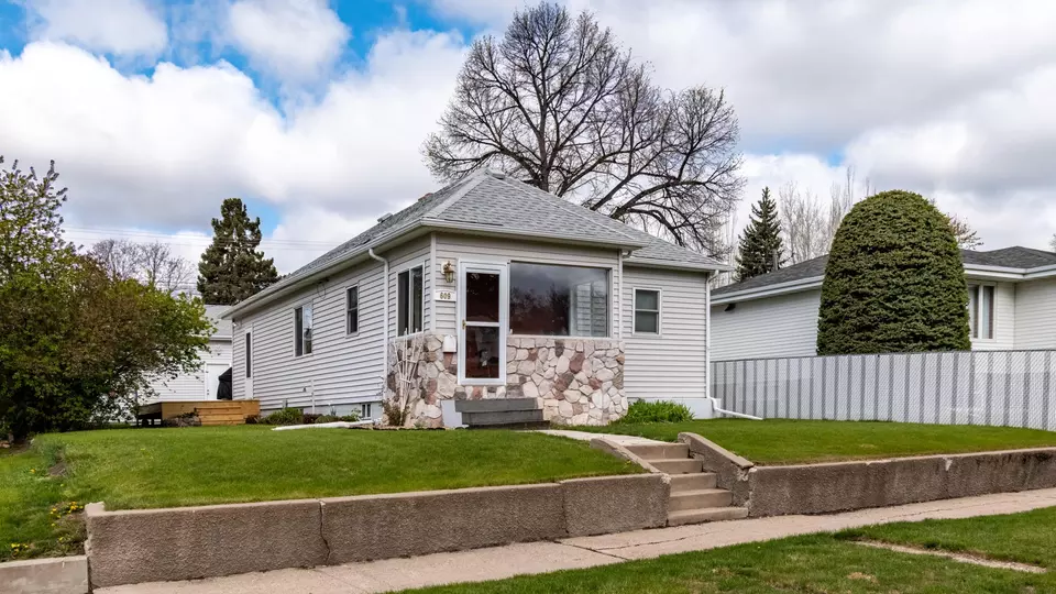  609 6th Ave NW, Mandan, ND 58554 photo 37