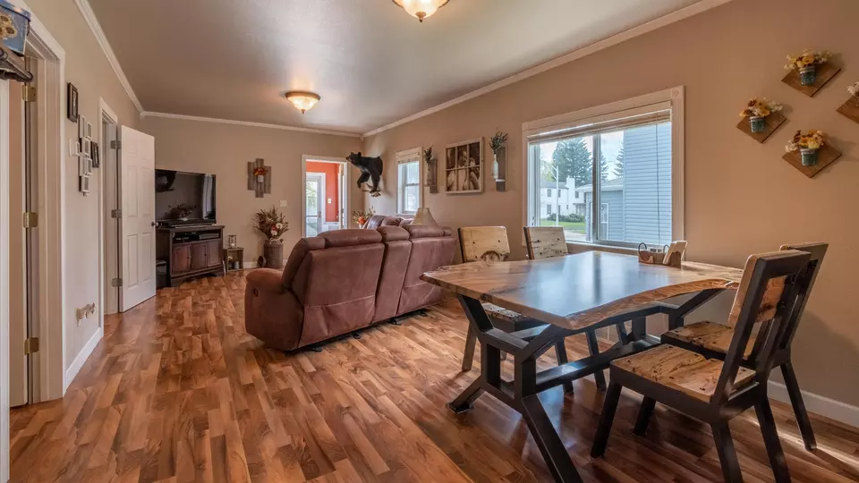  609 6th Ave NW, Mandan, ND 58554 photo 11