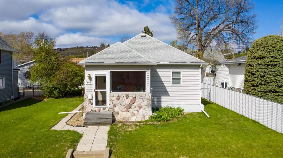  609 6th Ave NW, Mandan, ND 58554 photo 40