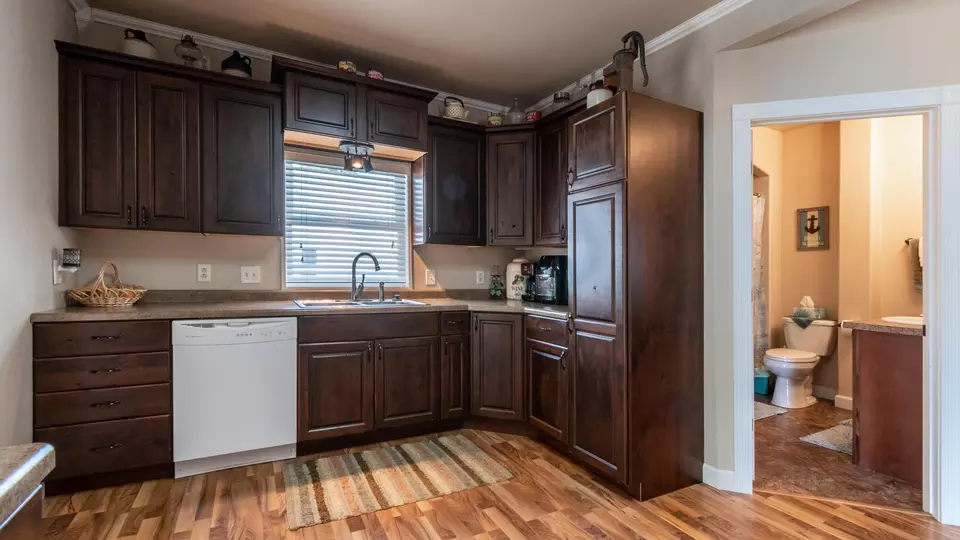  609 6th Ave NW, Mandan, ND 58554 photo 17
