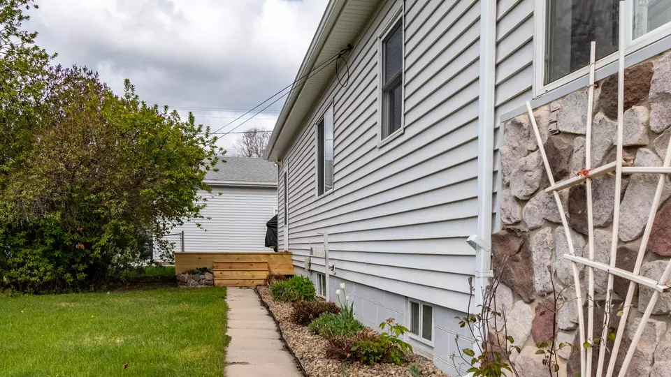  609 6th Ave NW, Mandan, ND 58554 photo 39